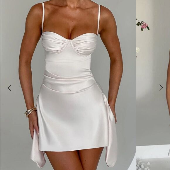 BABYBOO cream dress - Picture 1 of 4